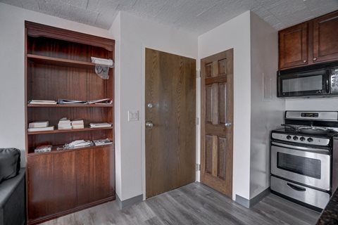 Surf and Surfside apartments and townhomes in Downtown Madison, WI. Fully Furnished, studio, one bedroom, 2 bedroom. Lake views. Managed by Wisconsin Management Company